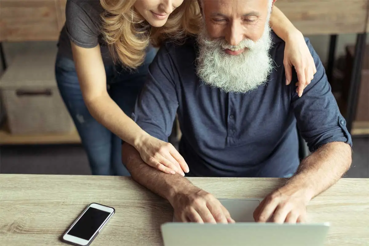 younger and older partners with SMSF